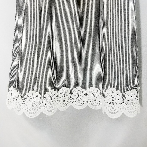 She & Sky Gray/White Stripe Off-Shoulder Dress M - Picture 4 of 7